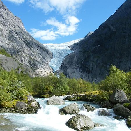 Briksdalsbre Fjellstove Hotel Екстериор снимка