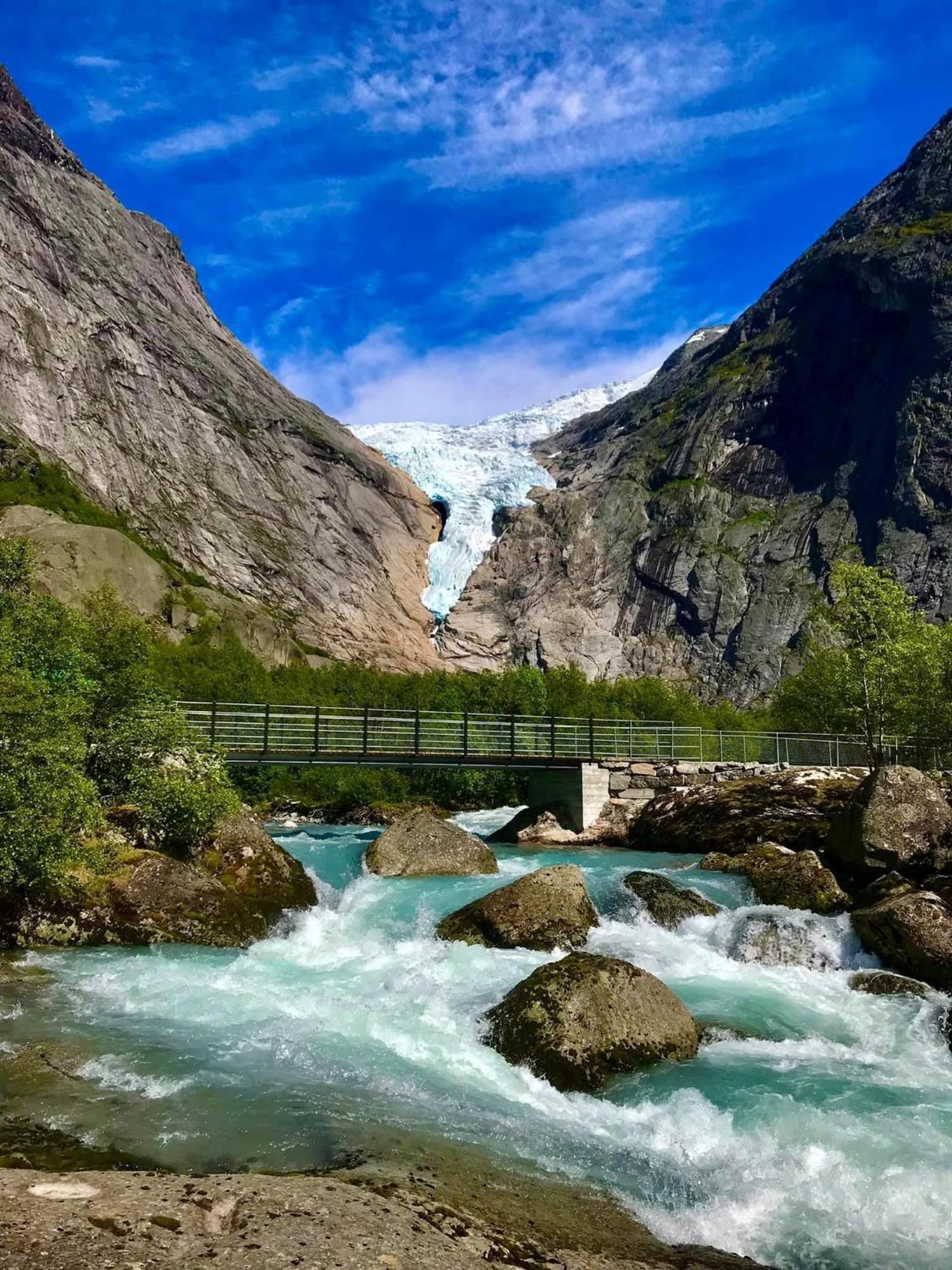 Briksdalsbre Fjellstove Hotel Екстериор снимка