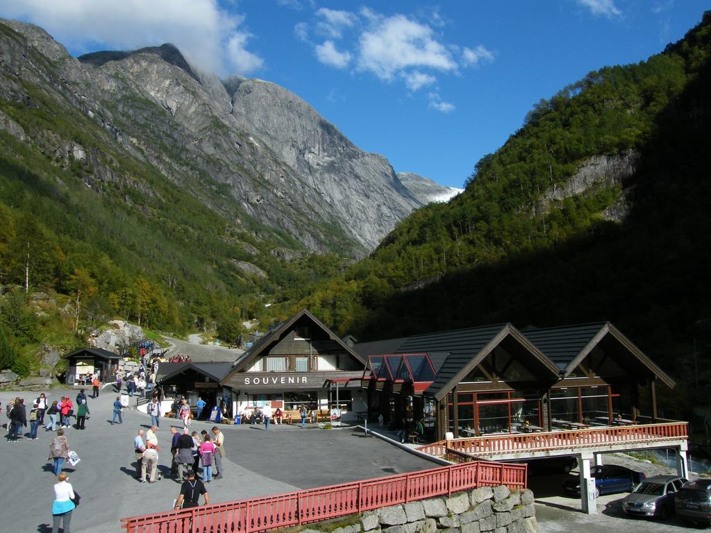 Briksdalsbre Fjellstove Hotel Екстериор снимка