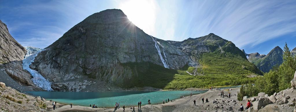 Briksdalsbre Fjellstove Hotel Екстериор снимка