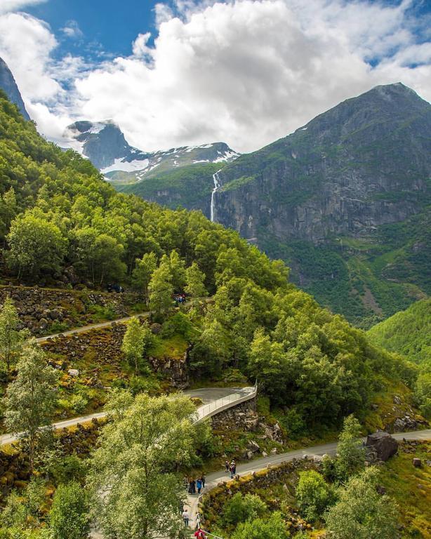 Briksdalsbre Fjellstove Hotel Екстериор снимка