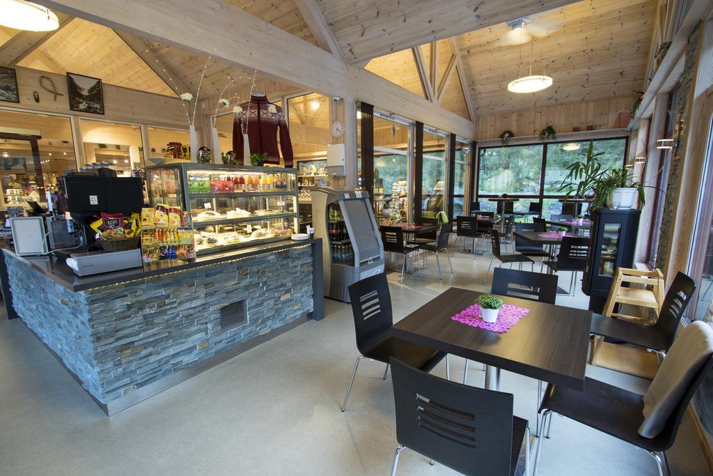 Briksdalsbre Fjellstove Hotel Екстериор снимка